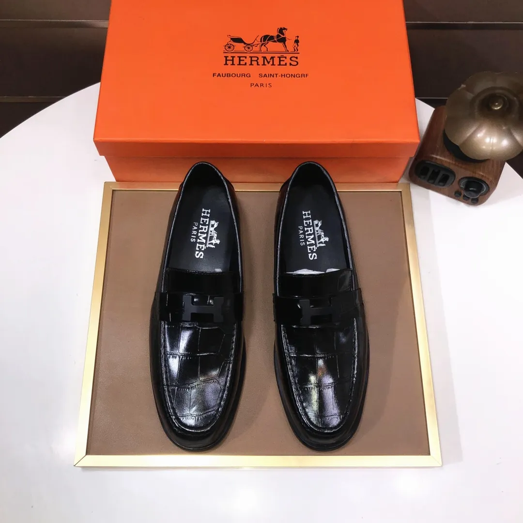 Men's shoes💰460💰[HERMES] (sheepskin lining)🍀Italian top luxury🍀He does not pursue novel styles and gorgeous colors, but attracts the favor of successful men with his flawless, elegant and classic style. Formal leather shoes This very comfortable, simple and stable style allows you to easily match any style! The pattern is absolutely 1:1 refined from the original case, and we strive for excellence in materials, imported cowhide + sheepskin lining💪💪💪extraordinary texture👍! .Black Brown Size: 38-45 (45 customized)